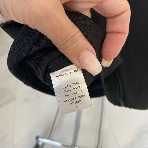 Black Crop top sleeveless with ruffle detail size small NWT - Picture 6 of 15